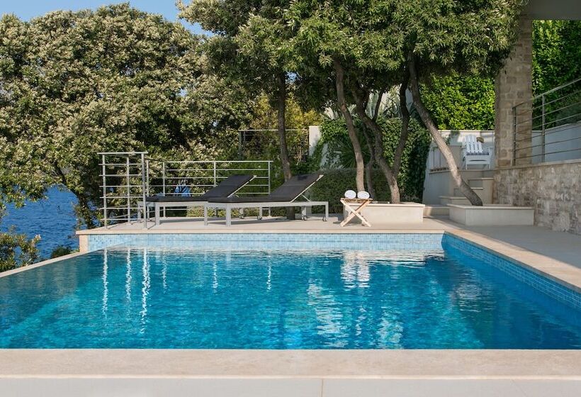 Beachfront Villa Poseidon With Heated Pool