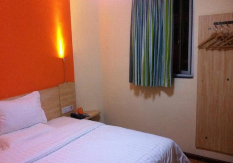 Hotel 7days Inn Urumqi Xiao Xi Gou Branch