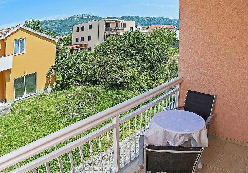 Отель Apartaments Damir