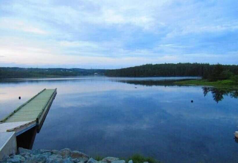 فندق Bras D'or Lakes Inn