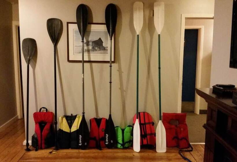 فندق Bras D'or Lakes Inn