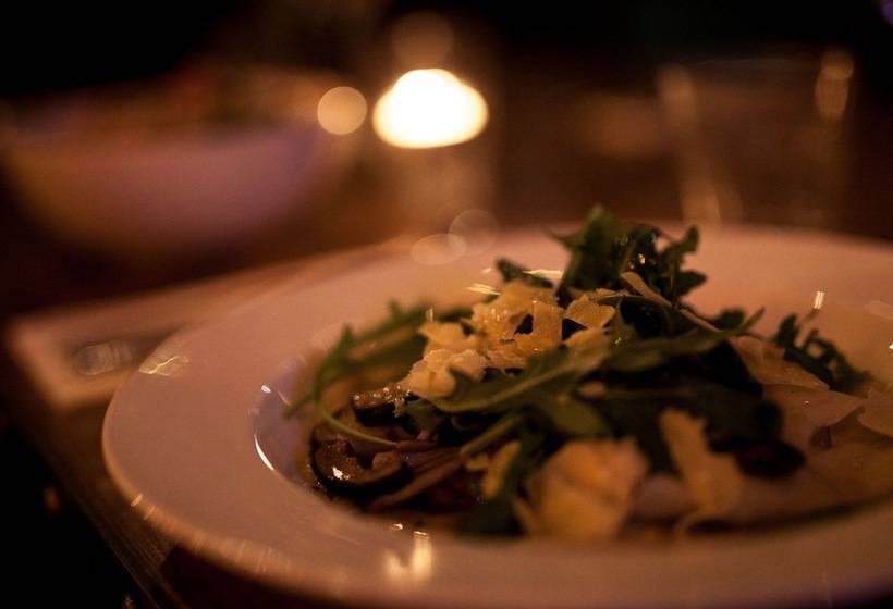 בית מלון כפרי Central Club