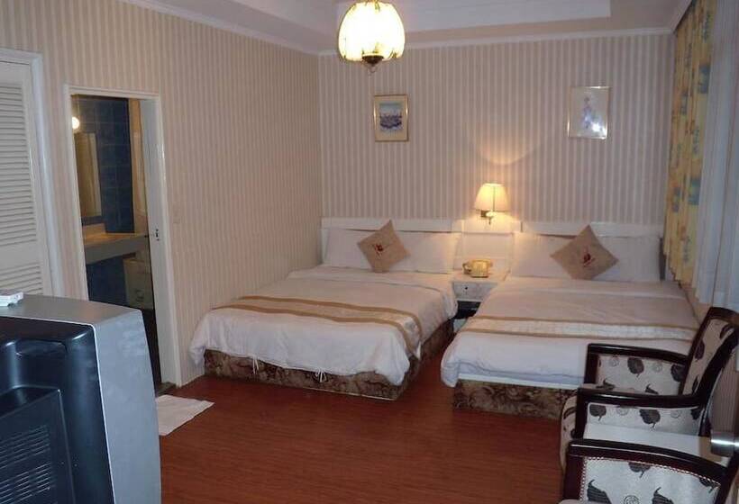 هتل Chung Shan Business