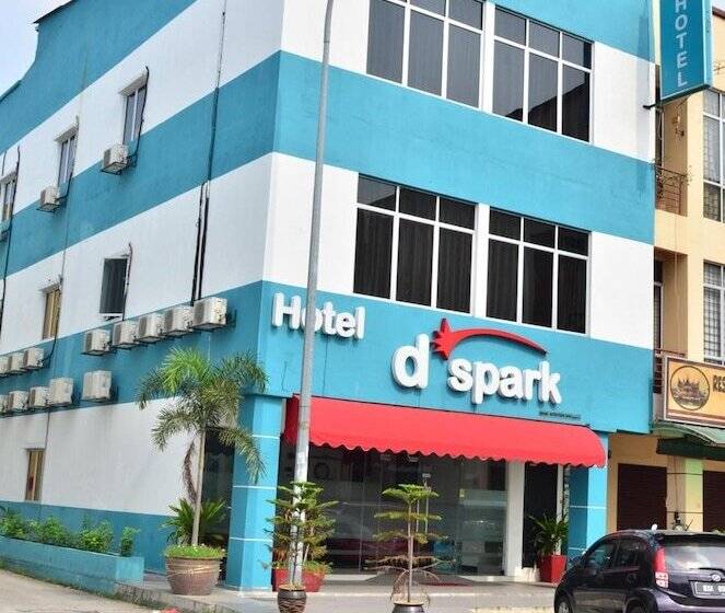 فندق D Spark Port Klang