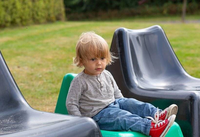 호텔 Givskud Zoo Hostel