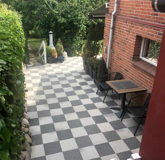 ホテル Guesthouse Trabjerg