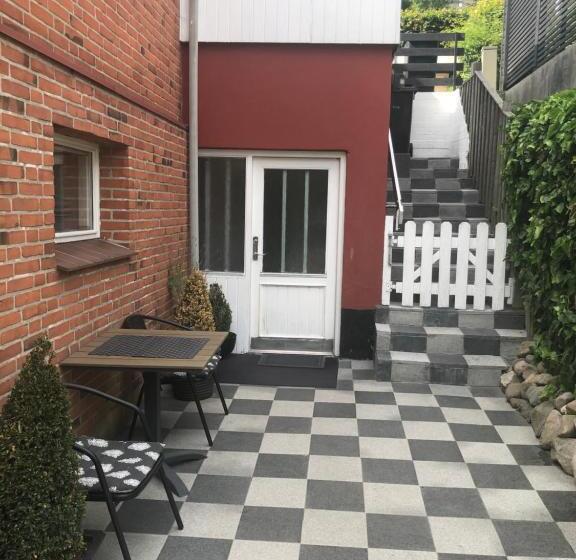 ホテル Guesthouse Trabjerg