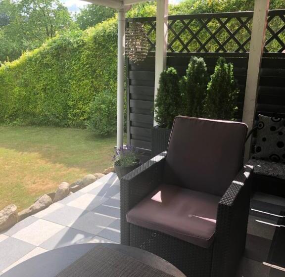 ホテル Guesthouse Trabjerg