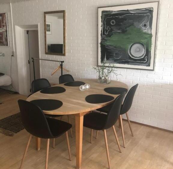 ホテル Guesthouse Trabjerg