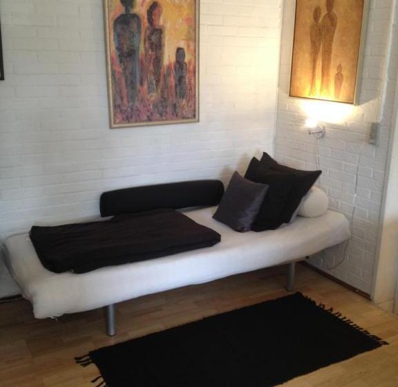 ホテル Guesthouse Trabjerg