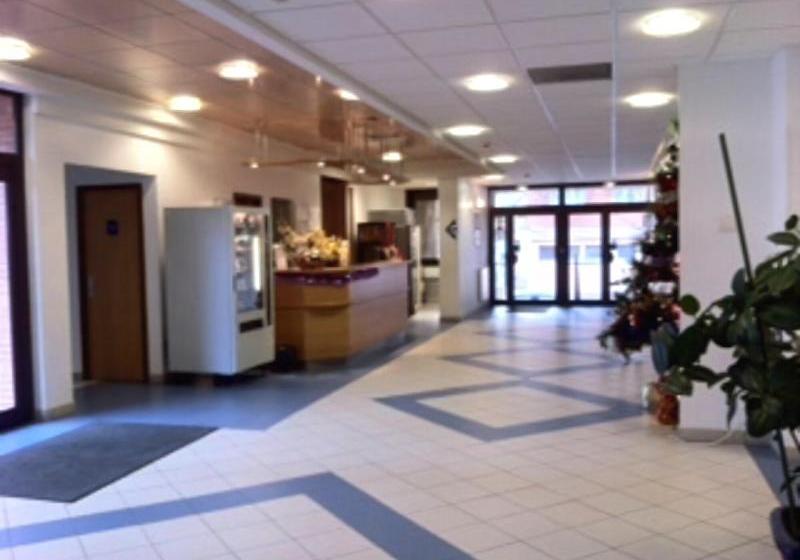 فندق Kyriad Direct Montauban Centre