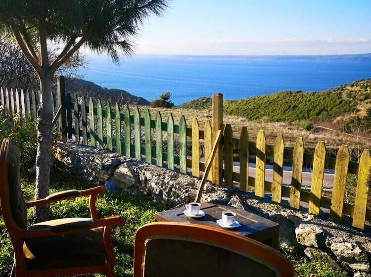 בית מלון כפרי Intepe Poseidon