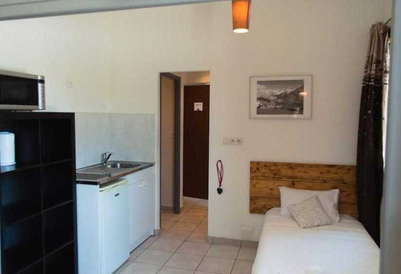 בית מלון כפרי La Maison De Savoie