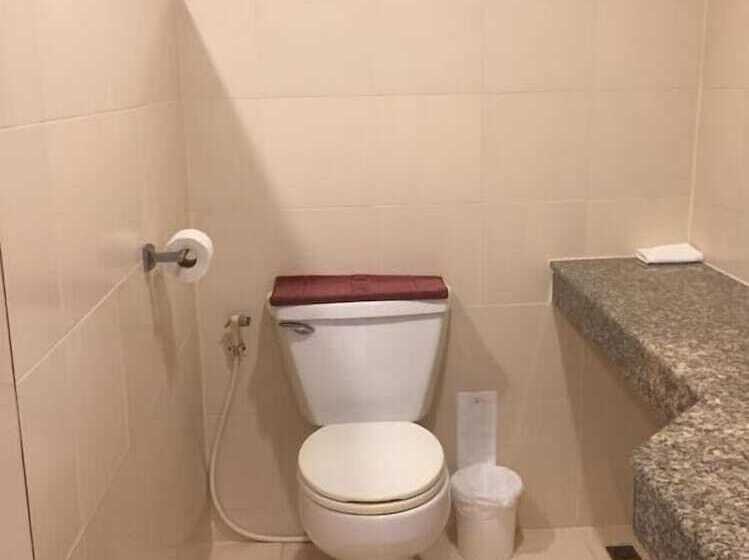 בית מלון כפרי Rattana View