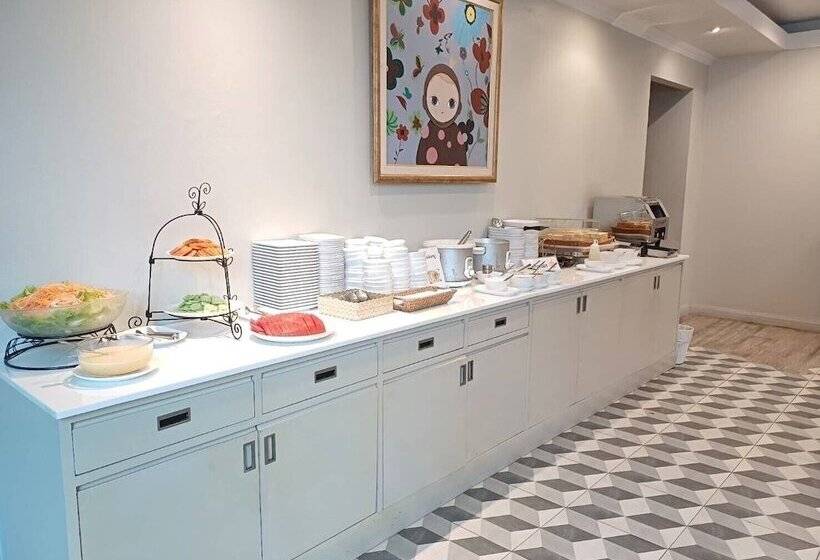 בית מלון כפרי Rattana View