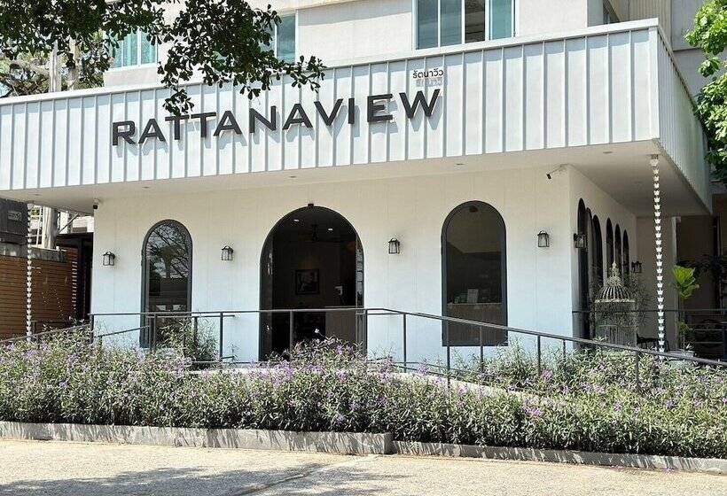 בית מלון כפרי Rattana View