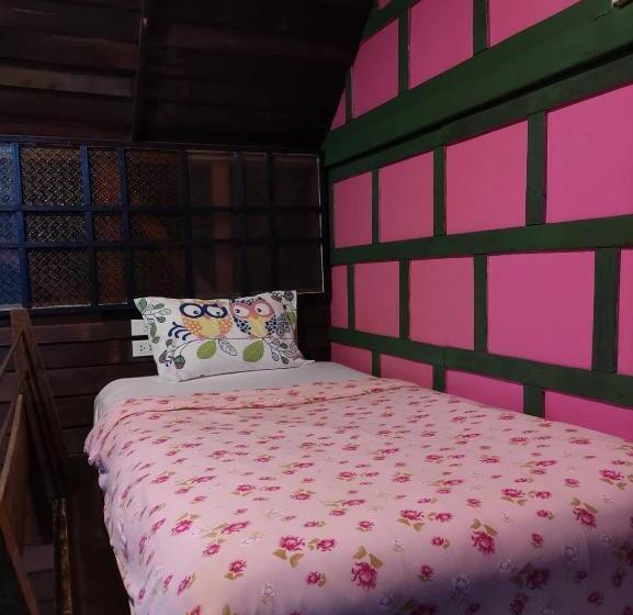 호텔 Tamarind Guesthouse