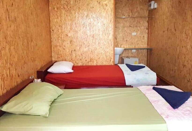 호텔 Tamarind Guesthouse