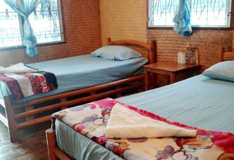 호텔 Tamarind Guesthouse