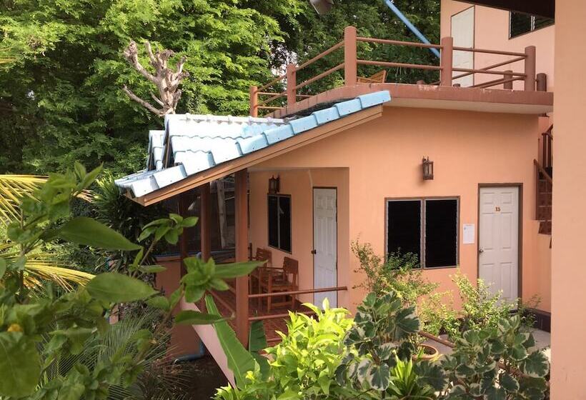 호텔 Tamarind Guesthouse