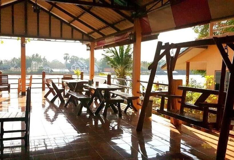 호텔 Tamarind Guesthouse