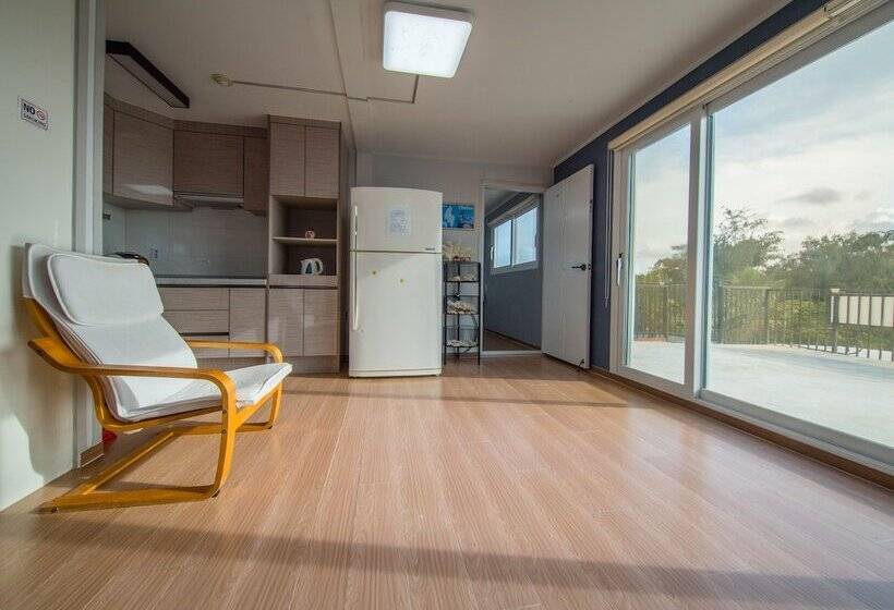 هتل Tinian Ocean View