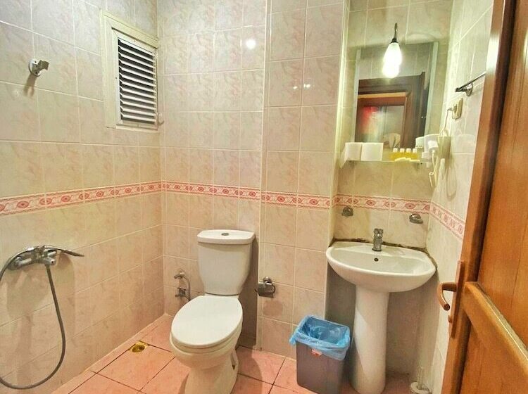 هتل Ulubat Castle