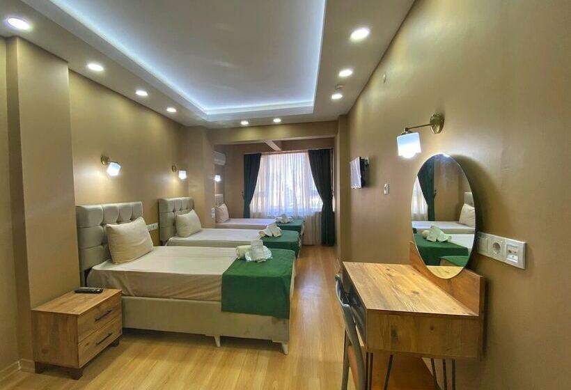 هتل Ulubat Castle