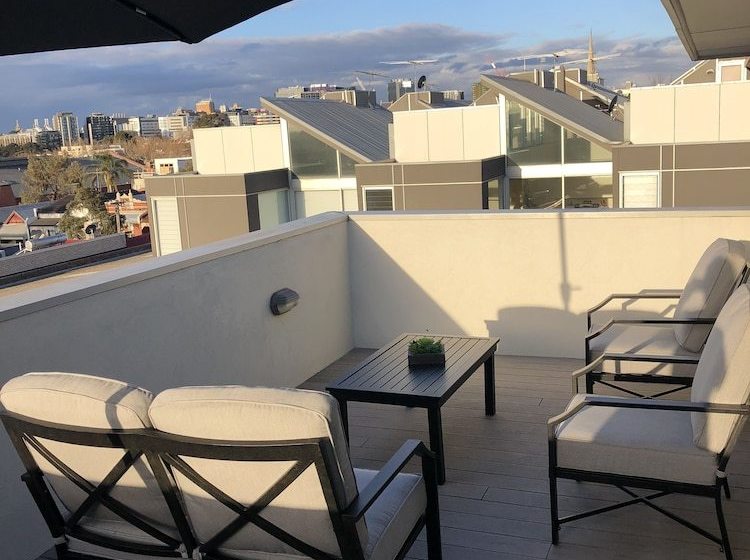 Hotham, 2bdr North Melbourne Apartment