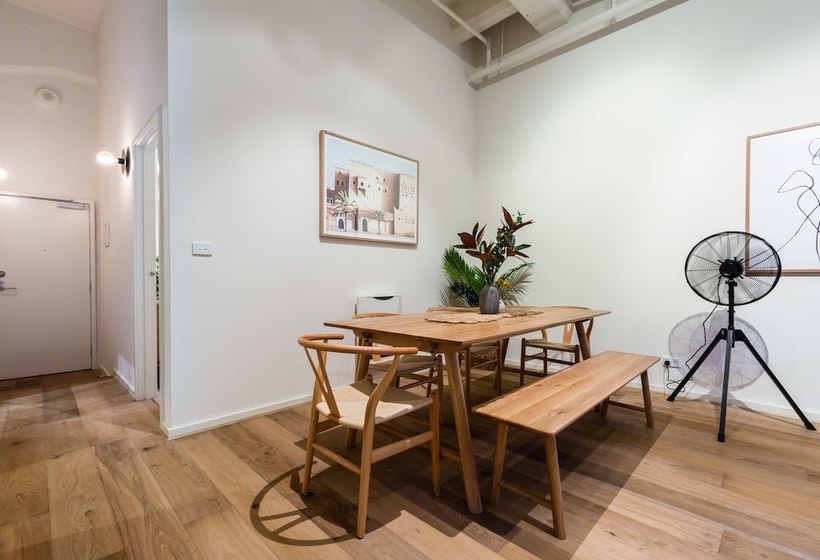 Isla, 2bdr Fitzroy Apartment