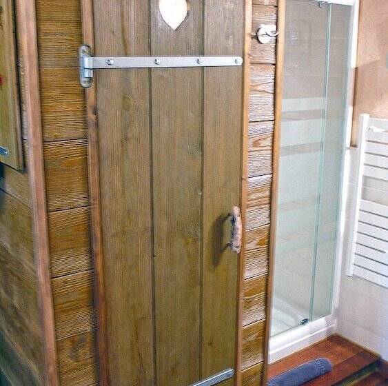 L Ourserie Bed & Breakfast