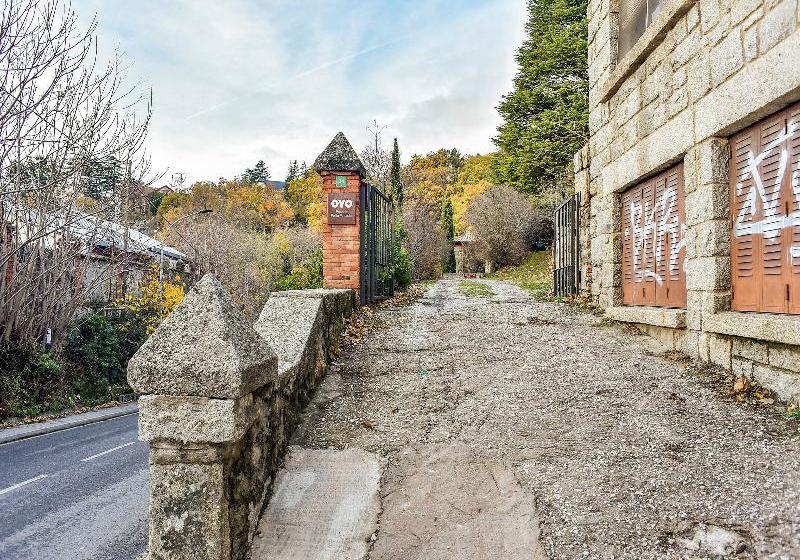 بنسيون Peña Pintada