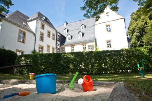 فندق Schloss Eyba Mit Gastehaus