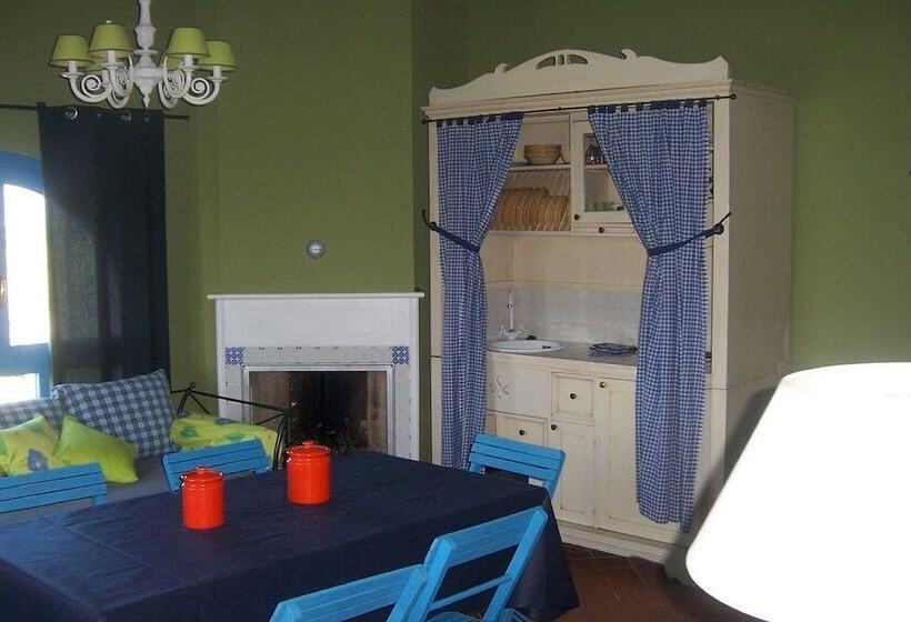 ホテル Agriturismo Le Due Querce