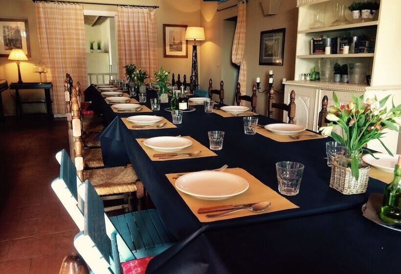 ホテル Agriturismo Le Due Querce