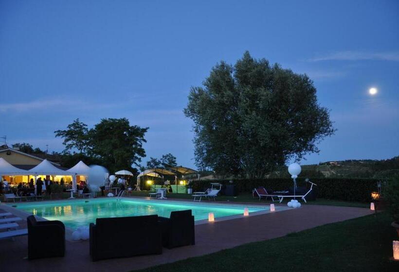 ホテル Agriturismo Marrucola