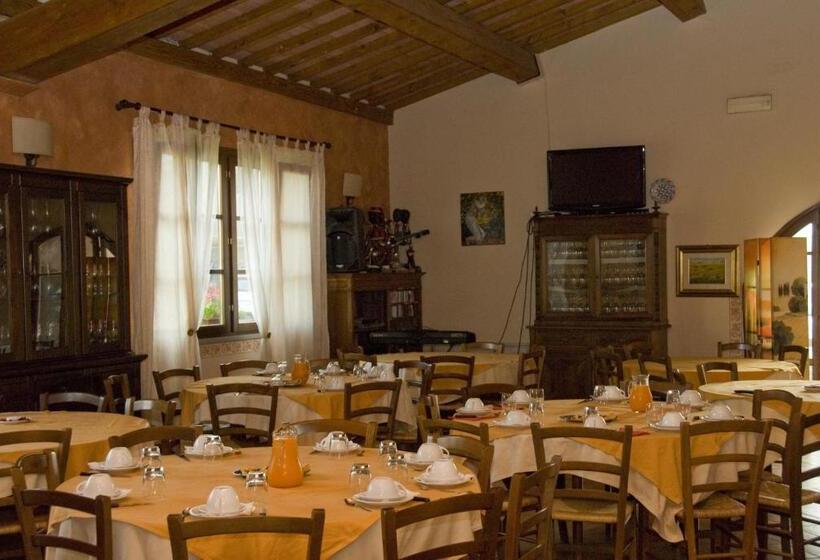 ホテル Agriturismo Marrucola