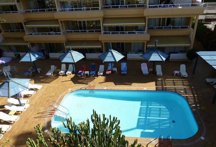 ホテル Apartamentos Belmonte