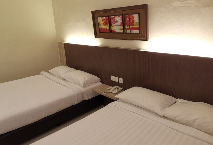 호텔 Centre Point Tampin