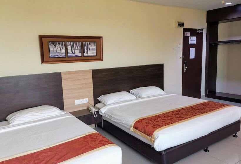 ホテル Centre Point Tampin