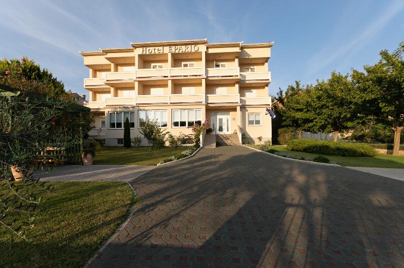 فندق Epario