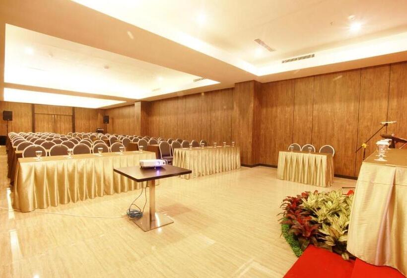 Grand Karlita Hotel Purwokerto