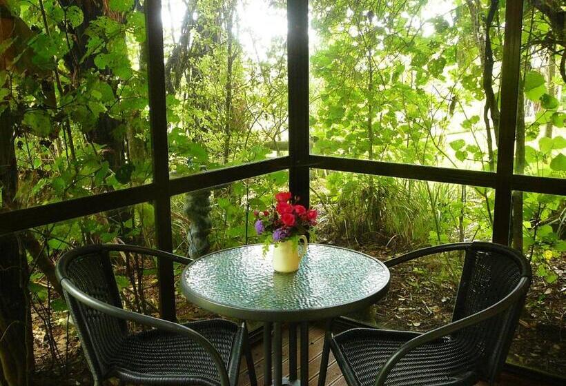 فندق Mount Tutu Eco Sanctuary