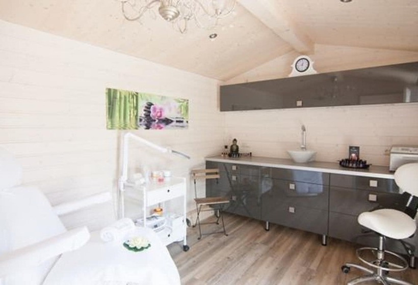 בית מלון כפרי Regenbogen Göhren