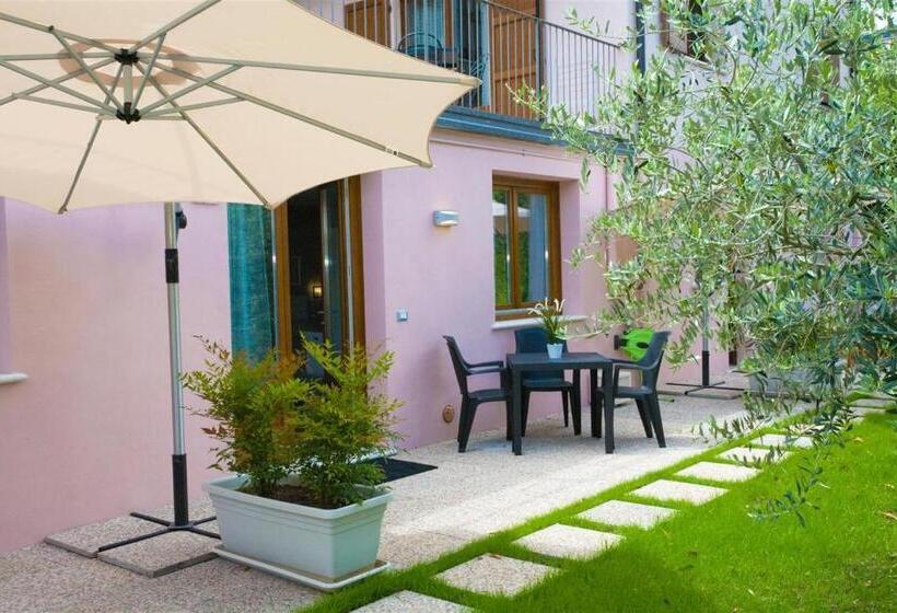 호텔 Residence Delle Rose