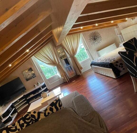 Отель Residence Delle Rose