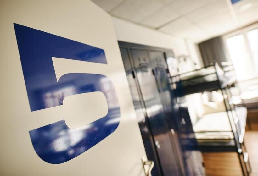 هتل Sleep Station Hostel