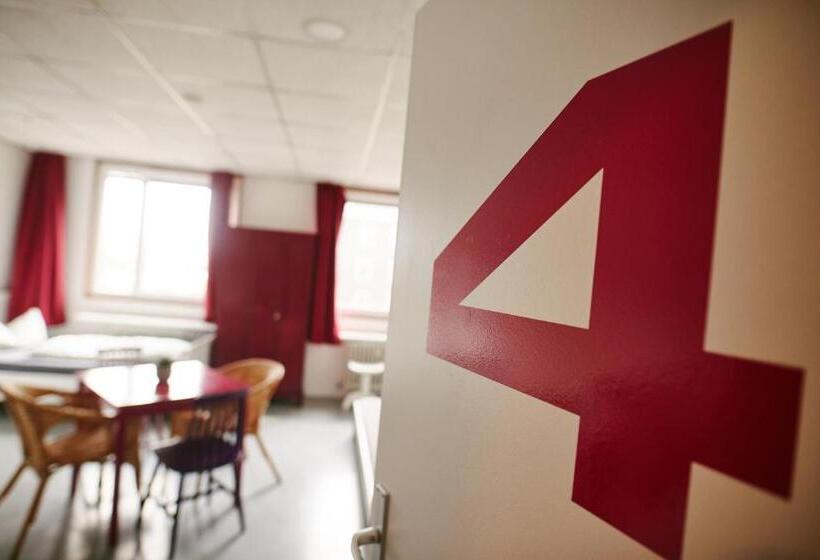 هتل Sleep Station Hostel