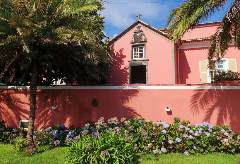 Отель Solar De Lalém