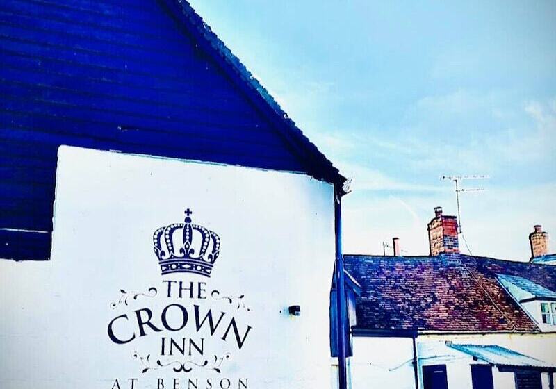 בית מלון כפרי The Crown Inn At Benson